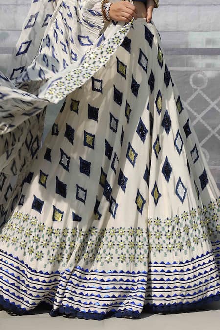 Shop_Pooja Rajgarhia Gupta_White Crepe, Georgette Round Embroidered Lehenga Set _Online_at_Aza_Fashions