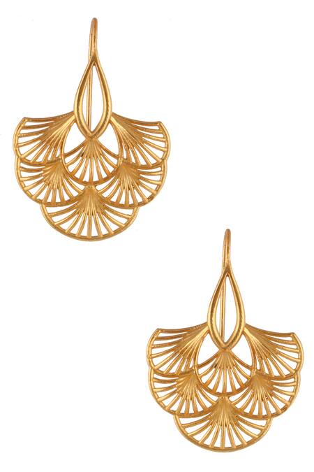 Zariin 22kt Cutout Drop Earrings