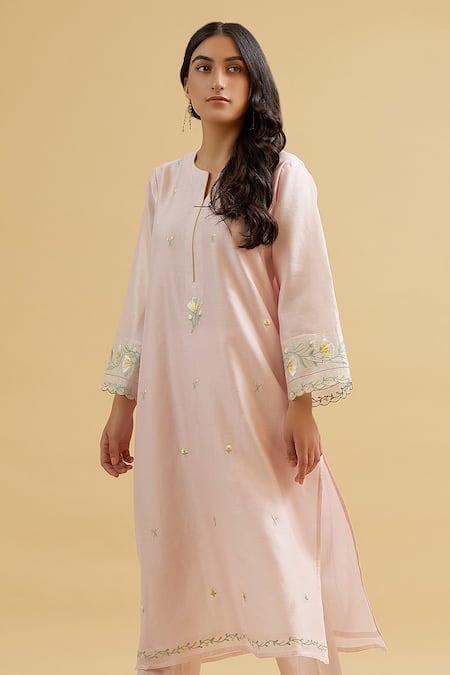 Anantaa by Roohi Silk Chanderi Embroidered Kurta 