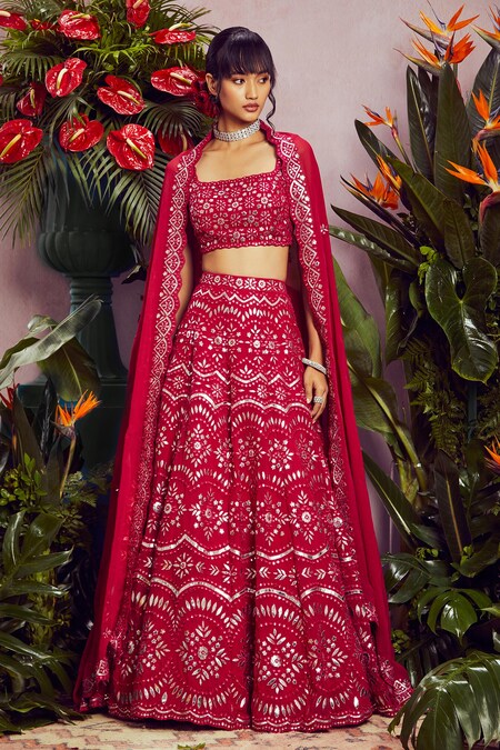 Full Embroidery Net.Santoon.Lining.Dupiyan Selection Apparels.Bridal Lehenga  Choli, Size: Medium at Rs 16500 in Delhi