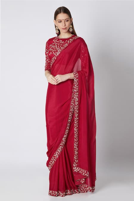 Masumi Mewawalla Red Raw Silk, Crepe Round Embroidered Saree With Blouse Online at Aza Fashions Masumi Mewawalla_Red Raw Silk, Crepe Round Embroidered Saree With Blouse _Online_at_Aza_Fashions