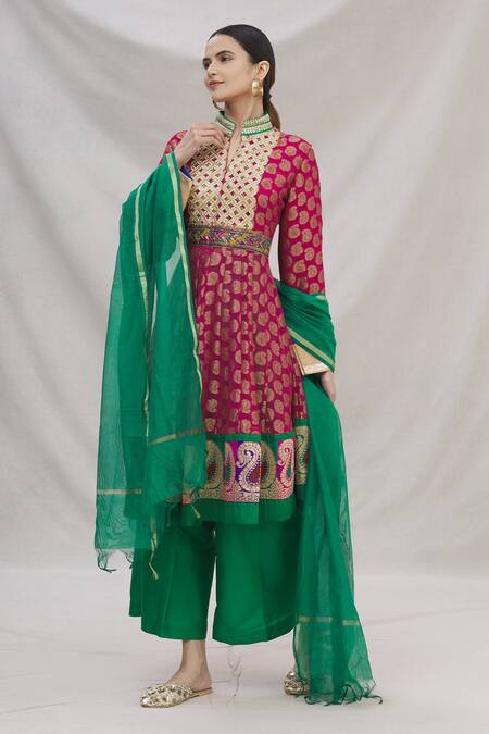 Kunwarani Ritu Maroon Banarasi Embroidery Mandarin Collar Anarkali Set Online at Aza Fashions Kunwarani Ritu_Maroon Banarasi Embroidery Mandarin Collar Anarkali Set _Online_at_Aza_Fashions