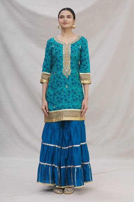 Buy_Kunwarani Ritu_Blue Chanderi Embroidery V Neck Kurta Set  _Online_at_Aza_Fashions