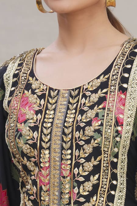 Kunwarani Ritu Black Cotton Round Printed Kurta Lehenga Set at Aza Fashions Kunwarani Ritu_Black Cotton Round Printed Kurta Lehenga Set _at_Aza_Fashions