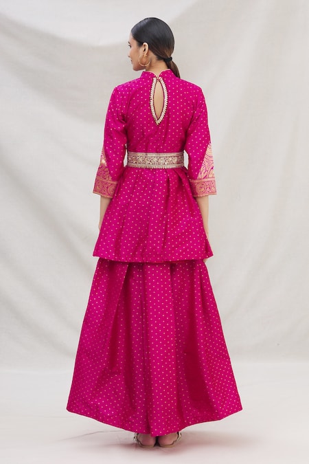 Shop Kunwarani Ritu Maroon Silk High Neck Kurta Set at Aza Fashions Shop_Kunwarani Ritu_Maroon Silk High Neck Kurta Set _at_Aza_Fashions