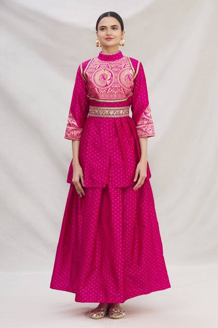 Buy Kunwarani Ritu Maroon Silk High Neck Kurta Set Online at Aza Fashions Buy_Kunwarani Ritu_Maroon Silk High Neck Kurta Set _Online_at_Aza_Fashions