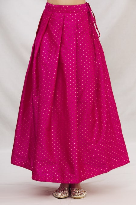 Shop Kunwarani Ritu Maroon Silk High Neck Kurta Set Online at Aza Fashions Shop_Kunwarani Ritu_Maroon Silk High Neck Kurta Set _Online_at_Aza_Fashions