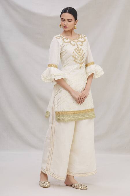 Kunwarani Ritu_Beige Cotton Embroidery Round Kurta And Pant Set  _Online_at_Aza_Fashions