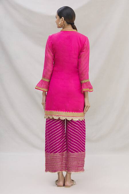 Shop Kunwarani Ritu Pink Cotton Mandarin Collar Embroidered Kurta Set at Aza Fashions Shop_Kunwarani Ritu_Pink Cotton Mandarin Collar Embroidered Kurta Set _at_Aza_Fashions