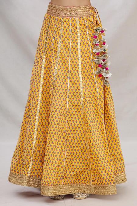 Shop_Kunwarani Ritu_Yellow Cotton Notched Floral Motif Kurta Lehenga Set _Online_at_Aza_Fashions
