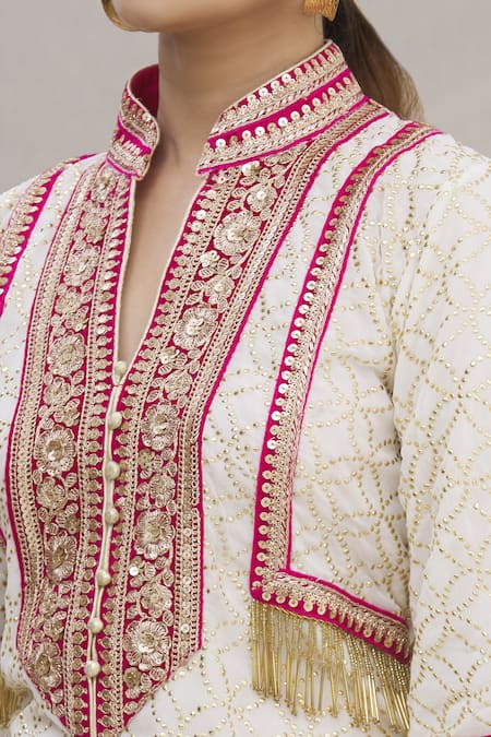 Kunwarani Ritu_White Georgette Embroidery Mandarin Collar Kurta And Pant Set  _at_Aza_Fashions