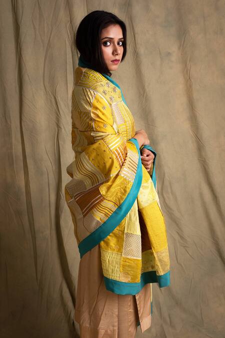 Buy Priyanka Raajiv Yellow Silk, Cotton, Banarasi Dupatta Online at Aza Fashions Buy_Priyanka Raajiv_Yellow Silk, Cotton, Banarasi Dupatta _Online_at_Aza_Fashions