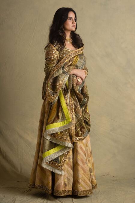 Shop Priyanka Raajiv Green Silk, Cotton, Banarasi Dupatta at Aza Fashions Shop_Priyanka Raajiv_Green Silk, Cotton, Banarasi Dupatta _at_Aza_Fashions