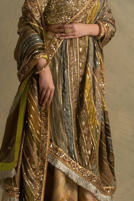 Shop Priyanka Raajiv Green Silk, Cotton, Banarasi Dupatta Online at Aza Fashions Shop_Priyanka Raajiv_Green Silk, Cotton, Banarasi Dupatta _Online_at_Aza_Fashions