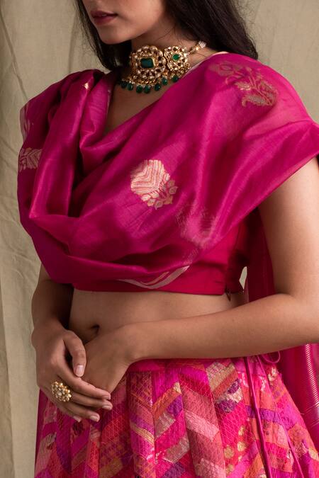 Priyanka Raajiv Pink Chanderi Dupatta Online at Aza Fashions Priyanka Raajiv_Pink Chanderi Dupatta _Online_at_Aza_Fashions