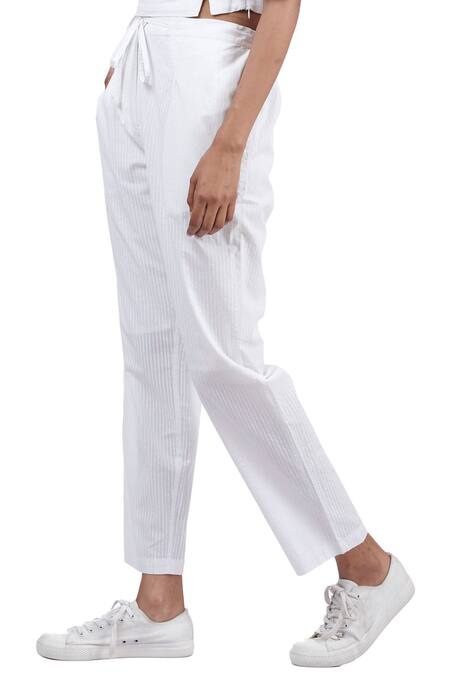 Buy Tokyo Talkies Women Blue & White Regular Fit Striped Regular Trousers -  Trousers for Women 11977326 | Myntra