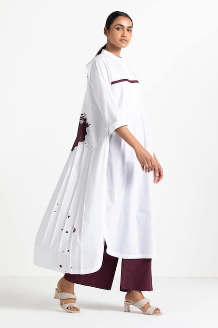 Three_White Cotton Poplin Mandarin Collar Pleated Tunic And Flared Pant Set_Online_at_Aza_Fashions