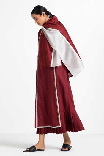 Buy Three Red Embroidery Colorblock Chanderi Scarf at Aza Fashions Buy_Three_Red Embroidery Colorblock Chanderi Scarf _at_Aza_Fashions