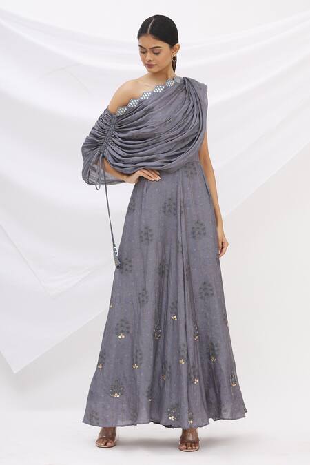 Buy 17:17 By Simmi Saboo Grey Cotton Silk Bandeau Jumpsuit With Drape Online at Aza Fashions Buy_17:17 By Simmi Saboo_Grey Cotton Silk Bandeau Jumpsuit With Drape _Online_at_Aza_Fashions
