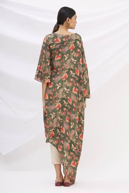 Shop 17:17 By Simmi Saboo Green Cotton Silk Embroidery Round Printed Knotted Kurta at Aza Fashions Shop_17:17 By Simmi Saboo_Green Cotton Silk Embroidery Round Printed Knotted Kurta _at_Aza_Fashions