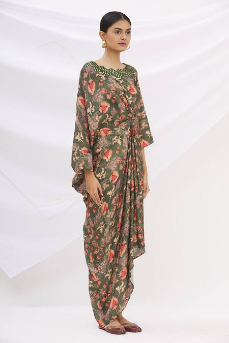 17:17 By Simmi Saboo Green Cotton Silk Embroidery Round Printed Knotted Kurta Online at Aza Fashions 17:17 By Simmi Saboo_Green Cotton Silk Embroidery Round Printed Knotted Kurta _Online_at_Aza_Fashions