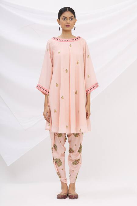 17:17 By Simmi Saboo Pink Chanderi Silk Embroidery Round Kurta And Dhoti Pant Set Online at Aza Fashions 17:17 By Simmi Saboo_Pink Chanderi Silk Embroidery Round Kurta And Dhoti Pant Set _Online_at_Aza_Fashions