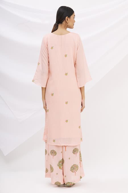 Shop 17:17 By Simmi Saboo Pink Chanderi Silk Embroidery Round Kurta And Pant Set at Aza Fashions Shop_17:17 By Simmi Saboo_Pink Chanderi Silk Embroidery Round Kurta And Pant Set _at_Aza_Fashions