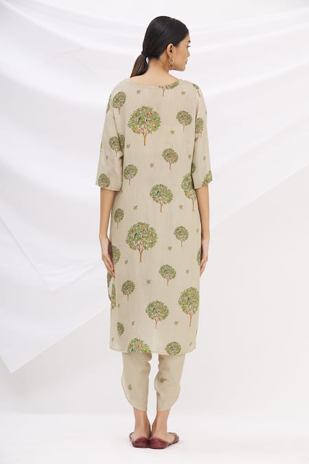 Shop 17:17 By Simmi Saboo Beige Chanderi Silk Embroidery Round Kurta And Dhoti Pant Set at Aza Fashions Shop_17:17 By Simmi Saboo_Beige Chanderi Silk Embroidery Round Kurta And Dhoti Pant Set _at_Aza_Fashions