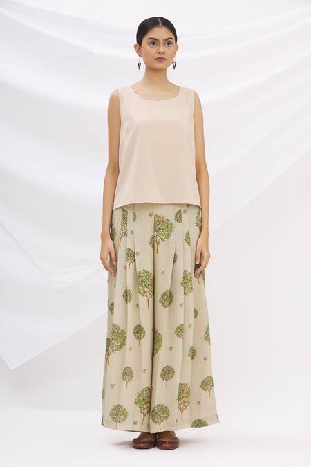 17:17 By Simmi Saboo Beige Chanderi Silk Embroidery Round Kurta And Pant Set Online at Aza Fashions 17:17 By Simmi Saboo_Beige Chanderi Silk Embroidery Round Kurta And Pant Set _Online_at_Aza_Fashions