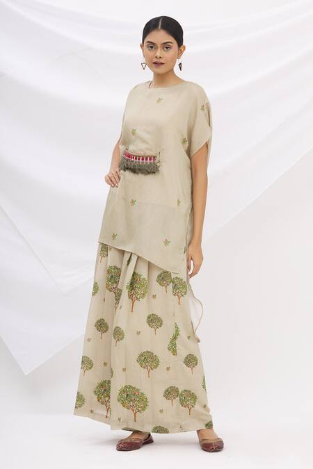 Buy 17:17 By Simmi Saboo Beige Chanderi Silk Embroidery Round Kurta And Pant Set Online at Aza Fashions Buy_17:17 By Simmi Saboo_Beige Chanderi Silk Embroidery Round Kurta And Pant Set _Online_at_Aza_Fashions