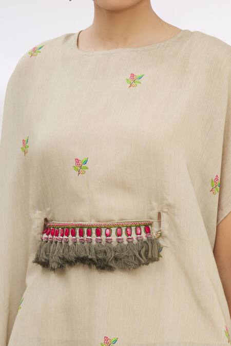 Shop 17:17 By Simmi Saboo Beige Chanderi Silk Embroidery Round Kurta And Pant Set Online at Aza Fashions Shop_17:17 By Simmi Saboo_Beige Chanderi Silk Embroidery Round Kurta And Pant Set _Online_at_Aza_Fashions