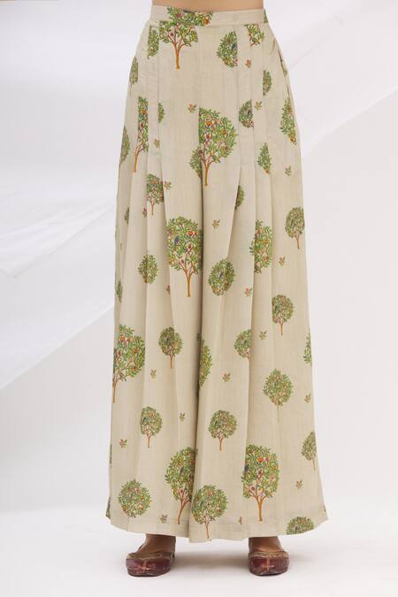 17:17 By Simmi Saboo Beige Chanderi Silk Embroidery Round Kurta And Pant Set at Aza Fashions 17:17 By Simmi Saboo_Beige Chanderi Silk Embroidery Round Kurta And Pant Set _at_Aza_Fashions