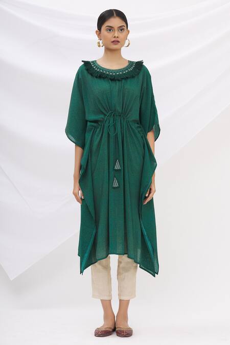 17:17 By Simmi Saboo Green Chanderi Silk Embroidery Round Kaftan Kurta Online at Aza Fashions 17:17 By Simmi Saboo_Green Chanderi Silk Embroidery Round Kaftan Kurta _Online_at_Aza_Fashions