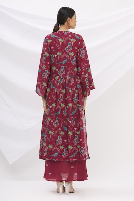 Shop 17:17 By Simmi Saboo Maroon Chanderi Silk Square Neck Printed Jacket With Dress at Aza Fashions Shop_17:17 By Simmi Saboo_Maroon Chanderi Silk Square Neck Printed Jacket With Dress _at_Aza_Fashions