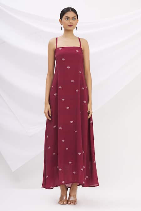 17:17 By Simmi Saboo Maroon Chanderi Silk Square Neck Printed Jacket With Dress Online at Aza Fashions 17:17 By Simmi Saboo_Maroon Chanderi Silk Square Neck Printed Jacket With Dress _Online_at_Aza_Fashions