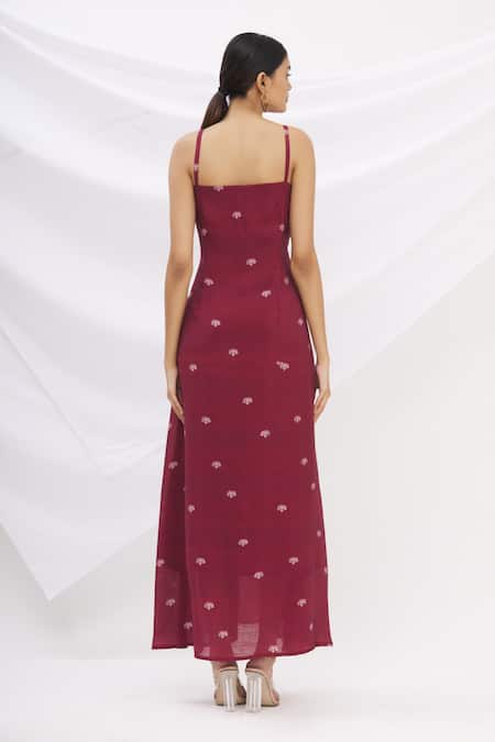 Shop 17:17 By Simmi Saboo Maroon Chanderi Silk Square Neck Printed Jacket With Dress Online at Aza Fashions Shop_17:17 By Simmi Saboo_Maroon Chanderi Silk Square Neck Printed Jacket With Dress _Online_at_Aza_Fashions