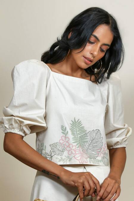 Buy Shiori White Cotton Embroidery Square Neck Puff Sleeve Top Online at Aza Fashions Buy_Shiori_White Cotton Embroidery Square Neck Puff Sleeve Top_Online_at_Aza_Fashions