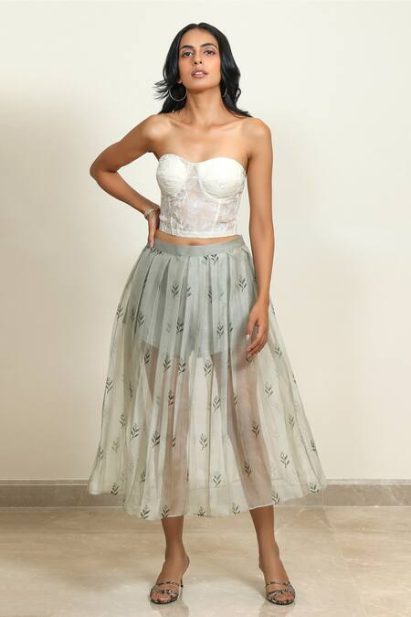 Buy Shiori Green Silk Organza Printed Skirt With Shorts at Aza Fashions Buy_Shiori_Green Silk Organza Printed Skirt With Shorts_at_Aza_Fashions