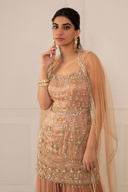 Shop Mani Bhatia Peach Silk Chiffon Embroidery Square Neck Kurta Set Online at Aza Fashions Shop_Mani Bhatia_Peach Silk Chiffon Embroidery Square Neck Kurta Set _Online_at_Aza_Fashions