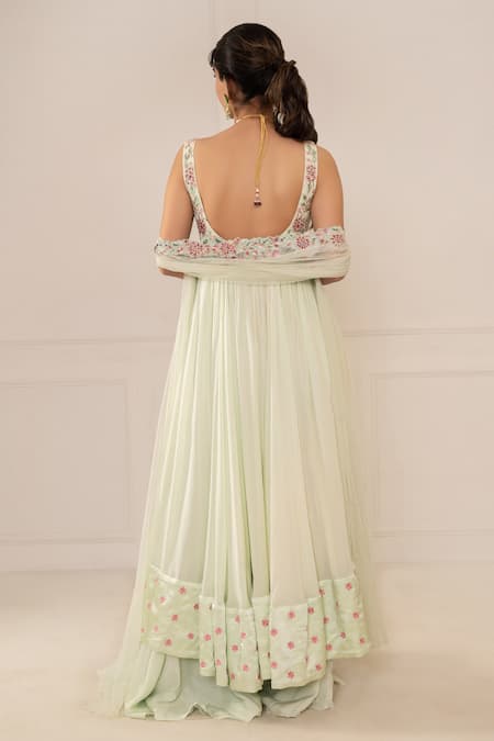 Shop Mani Bhatia Green Cotton Silk Embroidery Sweetheart Neck Anarkali Set at Aza Fashions Shop_Mani Bhatia_Green Cotton Silk Embroidery Sweetheart Neck Anarkali Set _at_Aza_Fashions