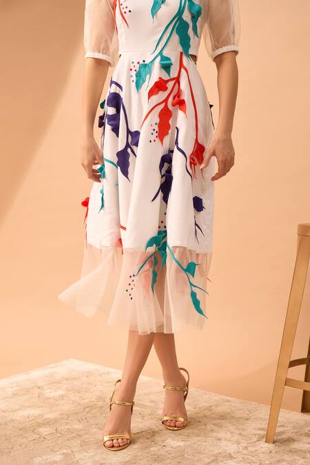 Buy Vidhi Wadhwani White Twill Cotton Round Applique Dress Online at Aza Fashions Buy_Vidhi Wadhwani_White Twill Cotton Round Applique Dress _Online_at_Aza_Fashions