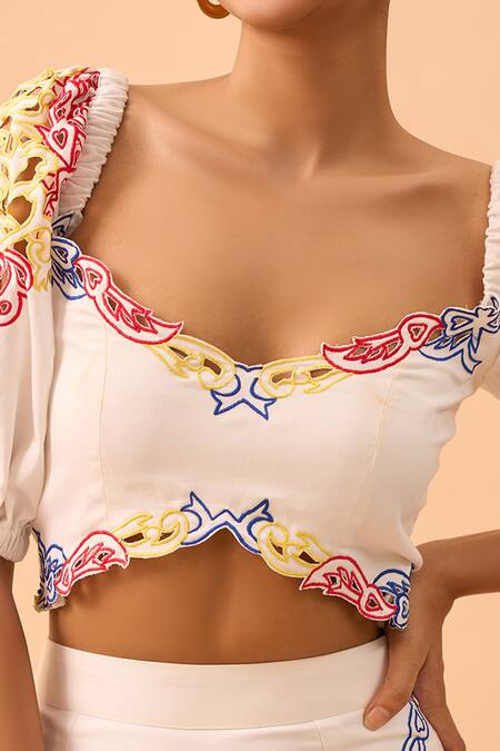 Vidhi Wadhwani White Cotton V Neck Cutwork Crop Top And Skirt Set at Aza Fashions Vidhi Wadhwani_White Cotton V Neck Cutwork Crop Top And Skirt Set _at_Aza_Fashions