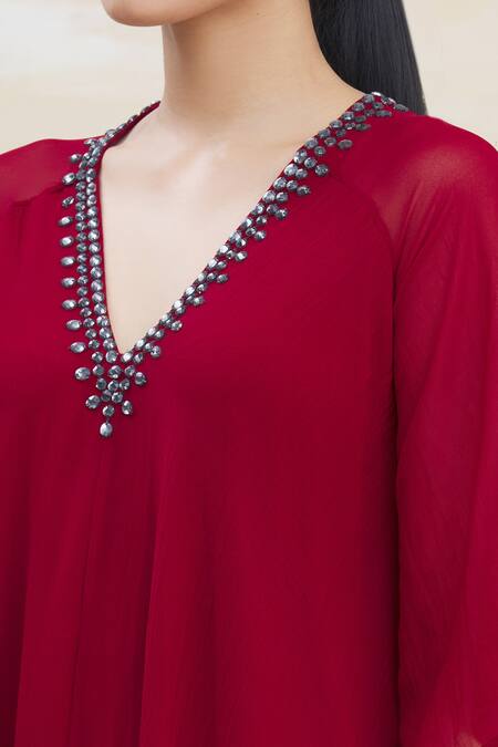Kommal Sood_Red Georgette Embroidery V Neck Embellished Gown  _at_Aza_Fashions