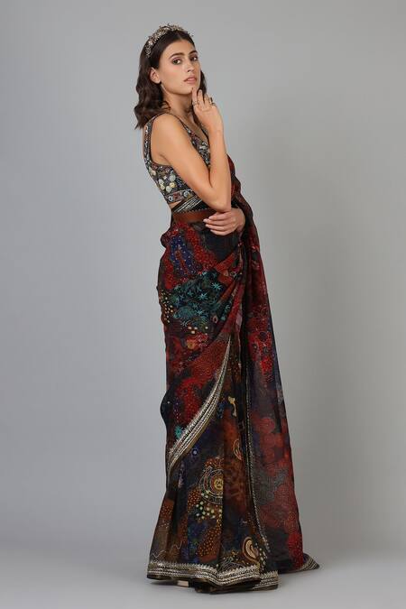Buy Geisha Designs Maroon Printed V Neck Embroidered Saree With Blouse Online at Aza Fashions Buy_Geisha Designs_Maroon Printed V Neck Embroidered Saree With Blouse _Online_at_Aza_Fashions