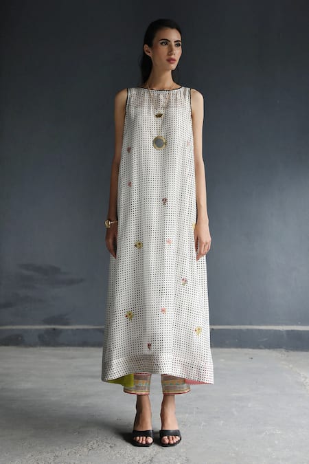 Buy Rajiramniq White Cotton Silk Round Printed Kurta And Pant Set Online at Aza Fashions Buy_Rajiramniq_White Cotton Silk Round Printed Kurta And Pant Set _Online_at_Aza_Fashions