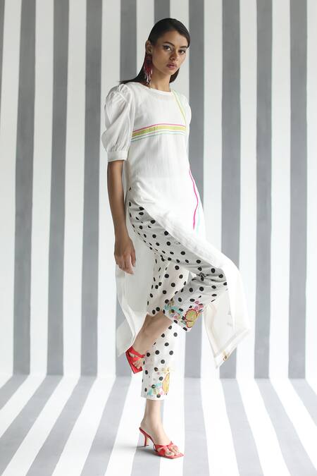 Rajiramniq White Silk, Organic Round Kurta And Pant Set Online at Aza Fashions Rajiramniq_White Silk, Organic Round Kurta And Pant Set _Online_at_Aza_Fashions