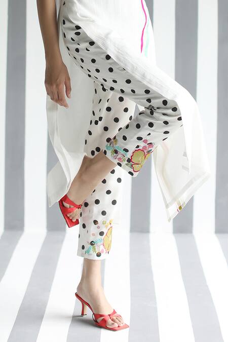 Shop Rajiramniq White Silk, Organic Round Kurta And Pant Set Online at Aza Fashions Shop_Rajiramniq_White Silk, Organic Round Kurta And Pant Set _Online_at_Aza_Fashions