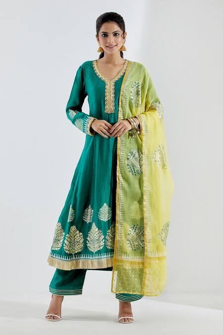 Buy_Abbaran_Green Cotton Silk V Neck Printed Anarkali And Palazzo Set _Online_at_Aza_Fashions