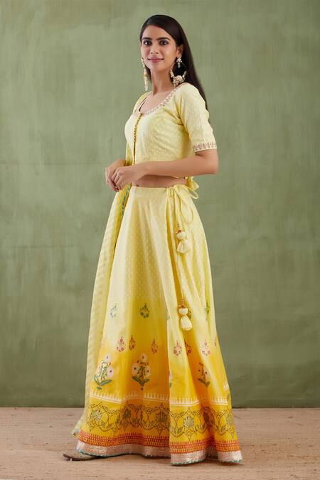 Shop_Abbaran_Yellow Chanderi Dupatta Banarasi U Neck Printed Lehenga Set _Online_at_Aza_Fashions