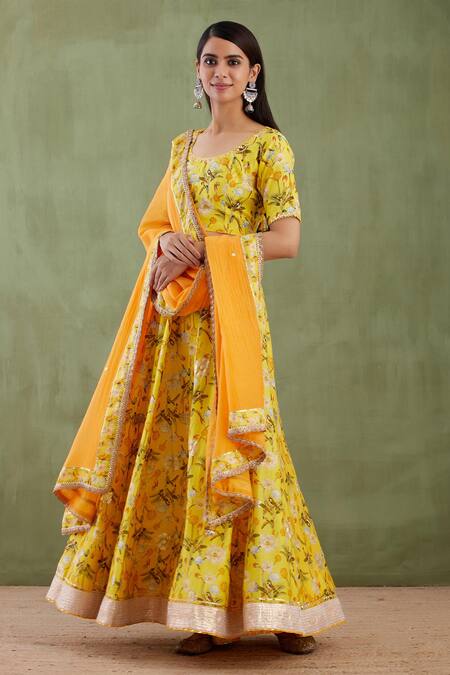 Buy Abbaran Yellow Cotton Silk Dupatta Chanderi Round Printed Lehenga Set Online at Aza Fashions Buy_Abbaran_Yellow Cotton Silk Dupatta Chanderi Round Printed Lehenga Set _Online_at_Aza_Fashions